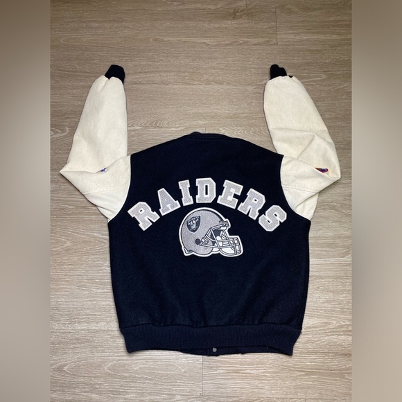 Vintage Chalk Line Oakland Raiders NFL Varsity Letterman Jacket Men Size MEDIUM - Picture 1 of 14